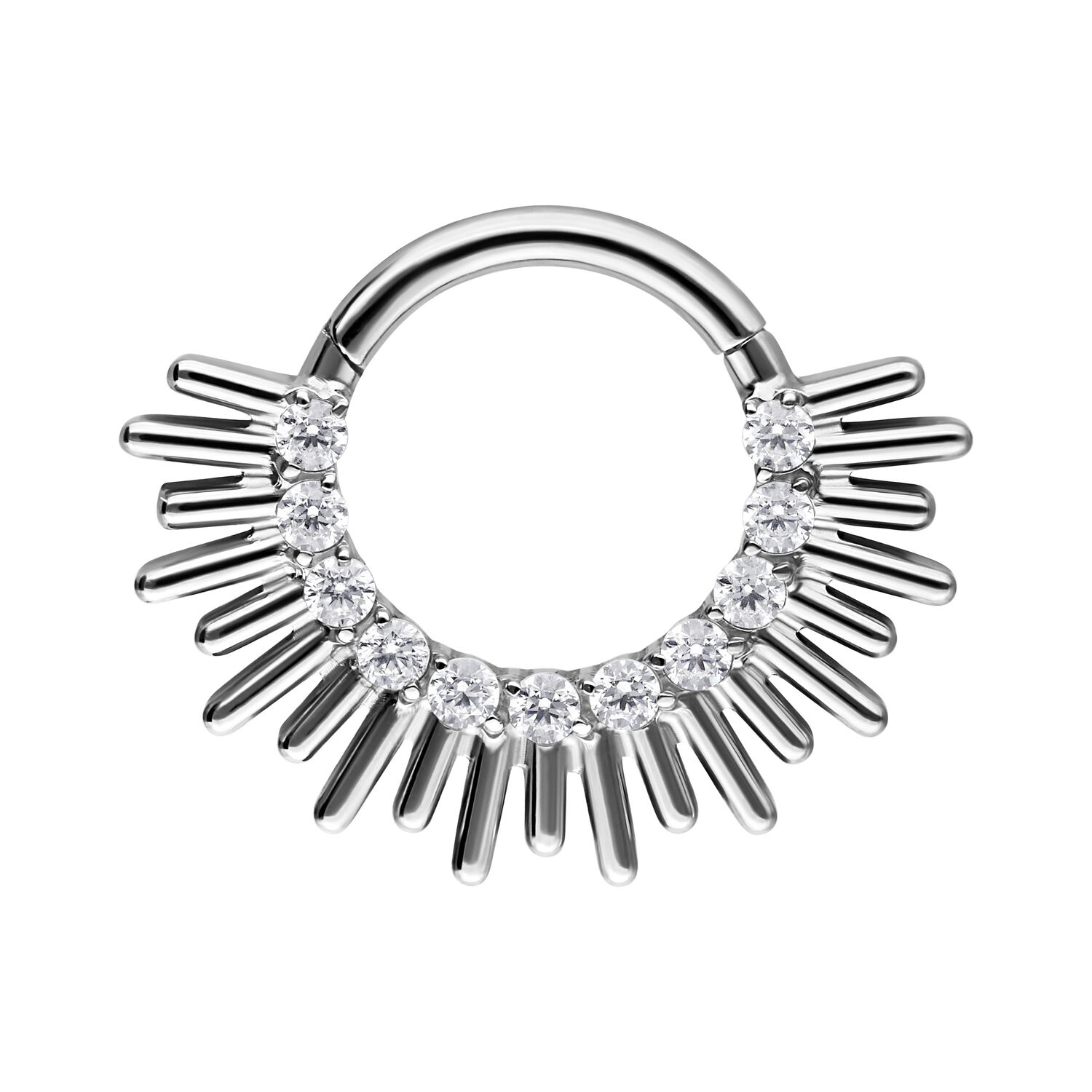 Clicker de septum en titane argenté avec zirconia en forme de rayons sur fond blanc
