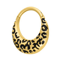 Clicker de Septum Motif Léopard Doré Clicker de septum doré avec motif léopard noir sur fond blanc