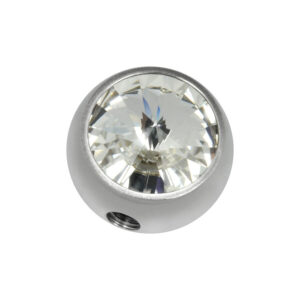 Embout argenté en titane avec cristal clair sur fond blanc