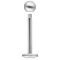 Labret en titane argenté avec filetage externe Labret argenté en titane avec boule et filetage externe sur fond blanc