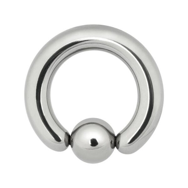 Bague Clip in Ball basique en titane argenté Bague Clip in Ball en titane argenté sur fond blanc