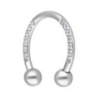 Barbell circulaire en cristal argenté 8,0 mm Barbell circulaire argenté avec cristaux sur fond blanc