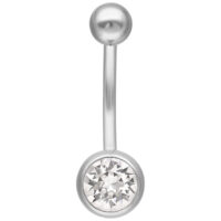 Banane en titane argentée avec cristal Piercing nombril argenté avec cristal clair sur fond blanc