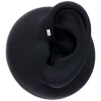 Boucles d'oreilles en cristal baguette noir Forme d'oreille noire avec embout en cristal baguette clair, prise de vue en studio