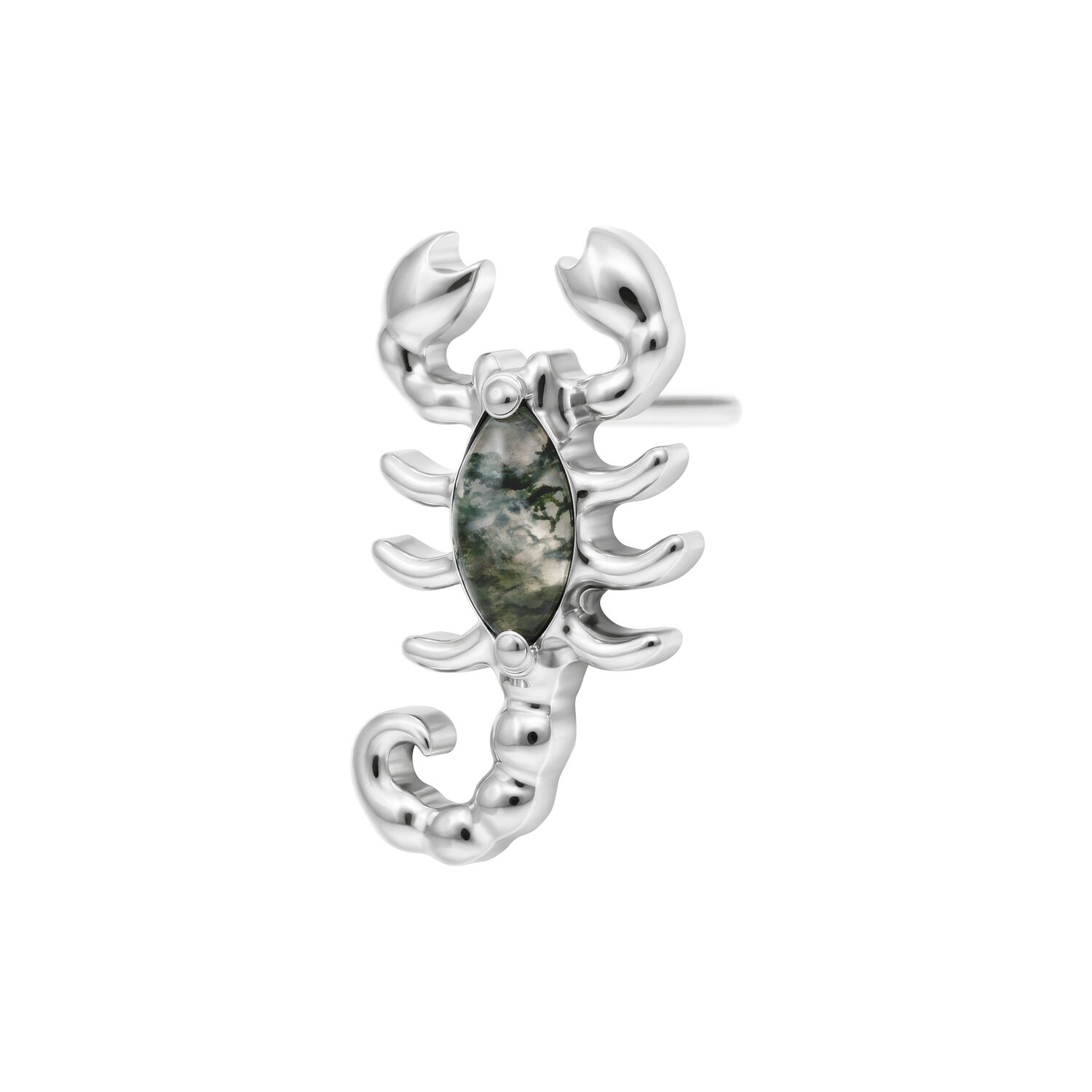 Pendentif Scorpion en or blanc avec agate mousse Pendentif scorpion en or blanc avec un cristal d'agate mousse sur fond blanc