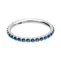Clicker en Cristal Turquoise Coast Anneau en argent avec cristaux turquoise sur fond blanc